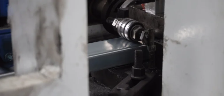 cold roll forming machine detail